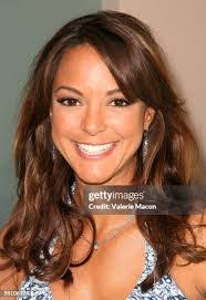 Eva Larue's Instagram, Twitter & Facebook