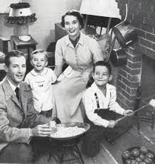 1950 S Black And White Family Photos 1950 Family Shiny Happy People Family Portraits Nuclear Family