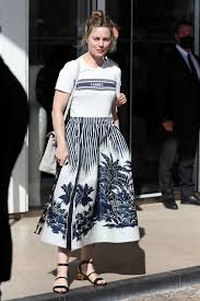 Friends and other affected persons mourn the passing of melissa george. Melissa George Leaves Hotel Martinez At Cannes Film Festival 07 09 2021 Hawtcelebs