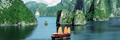 It has a long coastline, much of which fronts on the south china sea to the east and south. Vietnam Urlaub Massgeschneidert Vom Vietnam Spezialisten