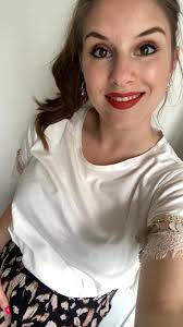 Mac lipstick 'Chili' matte finish review