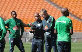 Rizespor maçında yedikleri ikinci golde verilen penaltının çok ucuz olduğunu söyledi. Stuart Baxter Appoints His Son As Bafana Goalkeeper Coach Enca