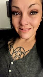 Hello everyone I'm a 45 single male that's a trucker. Look for somebody to  talk to and get to know.