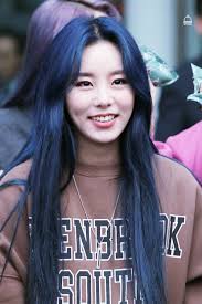 Cultwo Show Commute 191122 C Wheebe Do Not Edit Or Remove The Logo Korean Hair Color Dark Blue Hair Blue Hair
