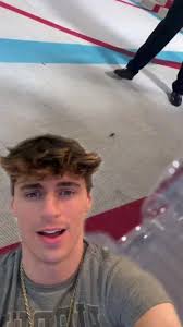 A roach was the most famous guest at the Met Gala #metgala #roach #foryou