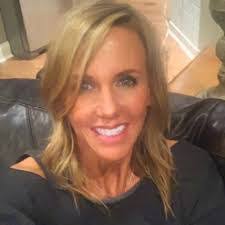 Suzanne Creel's Instagram, Twitter & Facebook