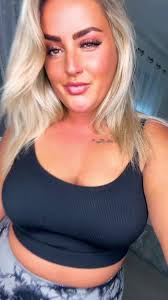 Finally feel comfortable to wear this tiktok shop bottoms the belly wi...