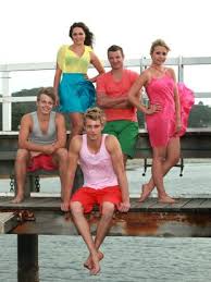 This list documents the current cast of actors and characters, recurring cast and characters, as well as new, returning and departing cast members. Home And Away 1988 Cast And Crew Allmovie
