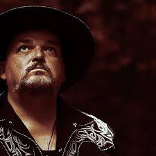 Alain Johannes: "I love the immediacy of acoustic instruments but I love  the crazy worlds you can create with pedals