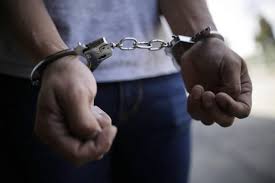 Revelaciones del exparamilitar que 'desnudó' la identidad y las andanzas de 'memo fantasma'. Capturan A Memo Fantasma Paramilitar Que Vincularon Con La Vicepresidente Vanguardia Com