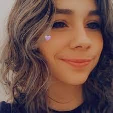 Heather Embree's Instagram, Twitter & Facebook