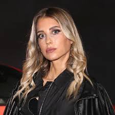 Beth lily shower i encountered a gorgeous Latin girl who