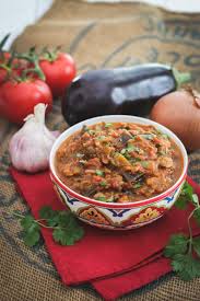 Zaalouk Salade D Aubergine A La Marocaine Rose Citron Salade Aubergine Cuisine Marocaine Recettes De Cuisine