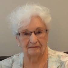 Estelle Trahan's Instagram, Twitter & Facebook