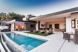 Magnifique Maison A Louer En Espagne Avec Piscine Maison Piscine Moderne Maison Architecte Moderne Maison A Louer