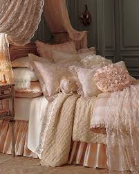 اجمل اثاث المفارش مفارش غرف نوم عصريه مفارش غرف نوم كلاسيكية Chic Bedroom Shabby Chic Bedding Modern Shabby Chic