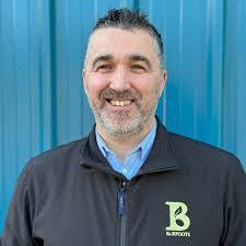 Dan Oram's Instagram, Twitter & Facebook