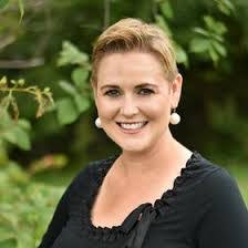 Lori Spillman's Instagram, Twitter & Facebook