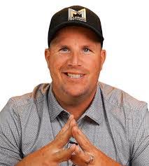 Troy Kearns's Instagram, Twitter & Facebook