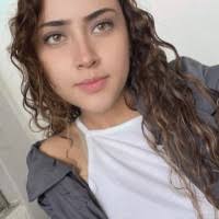 10+ perfiles de «Leslie Rivero»