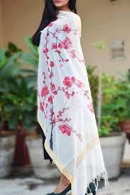 Buy Pink Japanese Cherry Blossom Statement Stole In India Japanese Cherry Blossom Cherry Blossom Art Dress Over Jeans