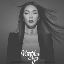 Kartika is a nice singer and dreams of being a star. Dj Kartika Ayu S Stream