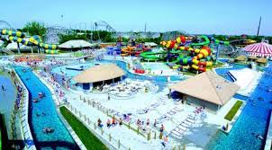 Adventureland Inn 3200 Adventureland Dr Altoona Ia 50009 515 265 7321 Www Adventureland Inn Com Advent Scenic Road Trip Weekend Getaways Cheap Weekend Getaways