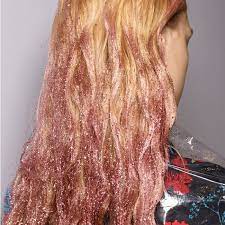A wide variety of shimmer hair spray options are available to you. Hair Glitter How To Wear The Trend In Real Life