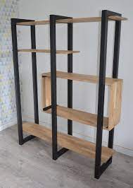 Vers 60 s ou 70. Etagere Bois Et Metal Au Design Contemporain Realisee Sur Mesure Par Hewel Mobilier Cette Etagere Moderne E Mobilier De Salon Etagere Bois Metal Etagere Bois