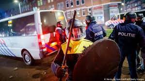 If you need to go outdoors, you must carry a more than 95% of people in the netherlands are respecting the curfew. Netherlands Another Night Of Riots Over Coronavirus Curfew News Dw 26 01 2021
