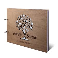 Einfache gestaltung der karten mit ihren texten und fotos. Personalisiertes Hochzeit Gastebuch Okoume Holz A4 Quer Herzbaum
