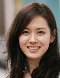 Her first leading role came a year later when she appeared in the mbc drama delicious proposal. Son Ye Jin Dramaforlife Wiki Fandom