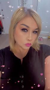 Debra Torres's Instagram, Twitter & Facebook