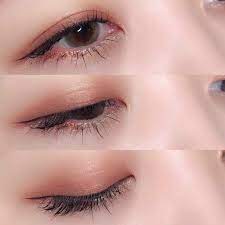 3色パレット 捨て色なし説 簡単にかわいくメイクが決まるトリプルアイシャドウ mery メリー カラーマスカラ メイク アイメイク