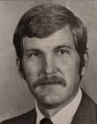 Curtis Ricker's Instagram, Twitter & Facebook