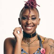 Karen Lucas's Instagram, Twitter & Facebook