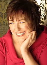 Maureen Dutton's Instagram, Twitter & Facebook