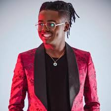 Gerilson insrael disponibilizou recentemente para download mp3 a sua nova musica que tem como título africana no estilo musical afro pop , faça o seu download mp3 e desfrute boa música. Gerilson Insrael Quarentena Download Mp3 Simon Lirico