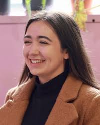 Sophie Snider's Instagram, Twitter & Facebook