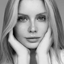 Karolina Malina - YouTube