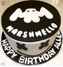 Pin By Veronica Cofre On Coops 10th Marshmellow Cake Cake Thomas Cakes