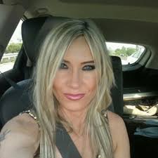 Looking for an electrician to fix a non-working outlet