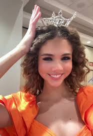 Sloane Wins Ms Texas