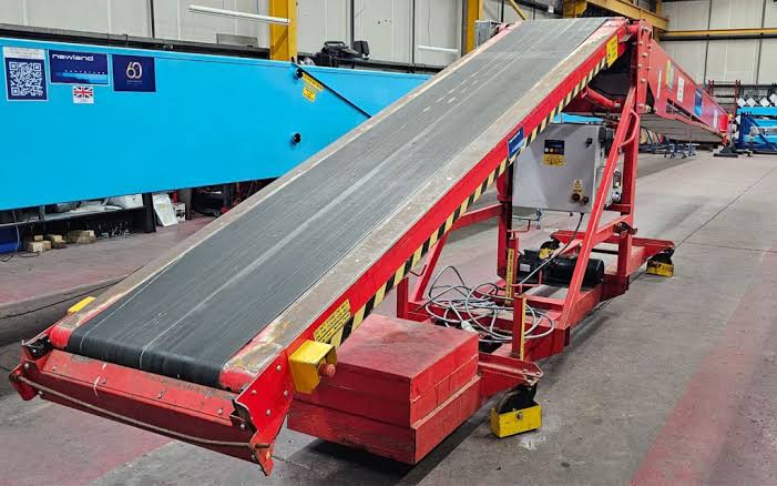Existing conveyor before refurbishment