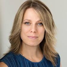 Shari Hall's Instagram, Twitter & Facebook