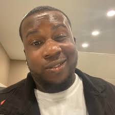 After a Super Bowl, Tom Brady's 10-year-old son attended an afterparty that  featured Snoop Dogg and women