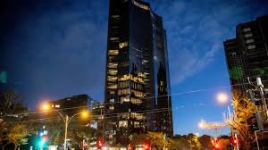 Eccentric australian businessman and former afl owner geoffrey edelsten dies at the age of 78. Zqpyx98o Utdm