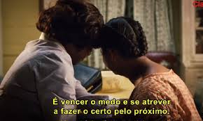 Jackson, pequena cidade no estado do mississipi, anos 60. Historias Cruzadas Da Elite Branca E Seus Empregados Negros Vermelho