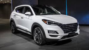 It stands out with comfortable seats, a quiet cabin, and a gentle ride. 2019 Hyundai Tucson Refresh Revealed At New York Auto Show Autoblog