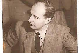 Raoul gustaf wallenberg was a swedish architect, businessman, diplomat, and humanitarian. Search For Raoul Wallenberg Missing Holocaust Hero Has Torn His Family Apart Wsj